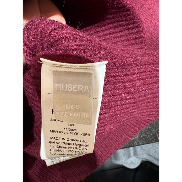 Musera Burgundy Button Front Knit Cardigan Sweater Size S – Brand New ! - Picture 10 of 11